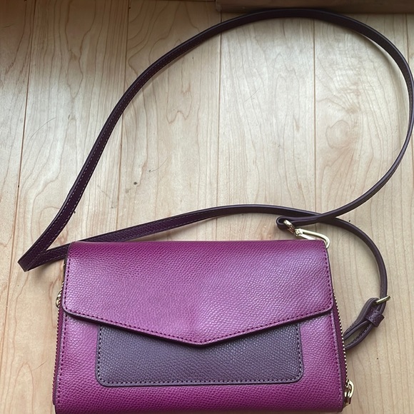 Vera Bradley crossbody - Picture 1 of 3